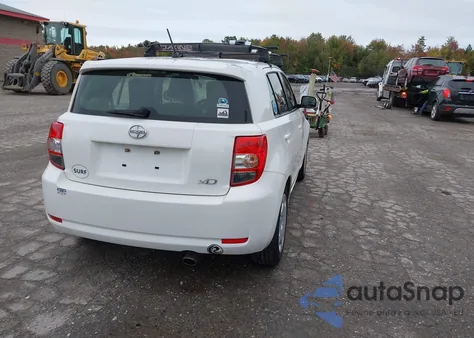 2014 Scion Xd из США, поврежденный, VIN JTKKUPB43E1043179